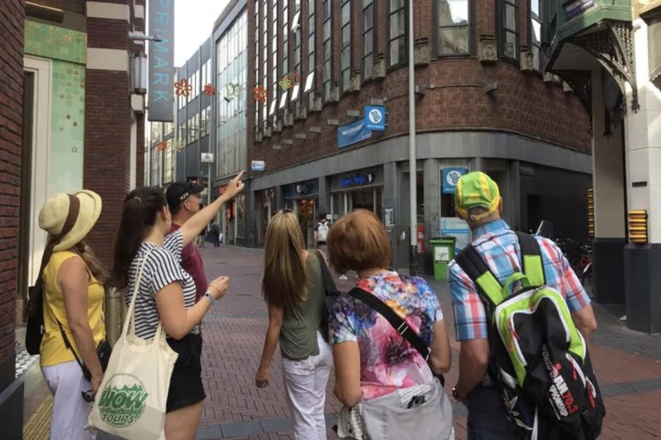 Amsterdam: The Story of History & Culture Walking Tour - Photo stops: easy routes and small-group pacing