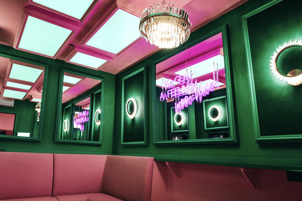 Amsterdam: The Upside Down & The All Out Combination Ticket - Two hours at The All Out: unlimited play with a menu of games