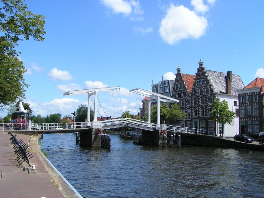 Amsterdam to Haarlem: Private Day-Trip Experience - Climbing Molen de Adriaan: The Windmill Stop That Changes the Mood
