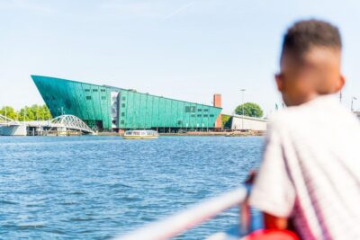 Amsterdam: Traditional Canal Cruise with Bar on Board - The 60-minute cruise: what you’ll see along the Canal Belt