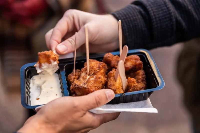 Amsterdam: Ultimate Amsterdam Food Tour - From Spui to Jordaan: a smooth 3.5-hour walk with real food variety