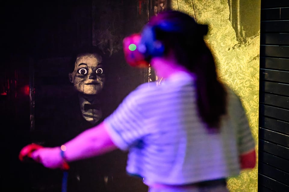 Amsterdam: Ultimate VR Experience: 60 minutes - VR games in Amsterdam: what A’DAM VR is really like