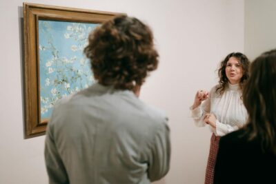Amsterdam: Van Gogh Museum Private Tour - Cobra Café meeting point: how to find your guide without stress