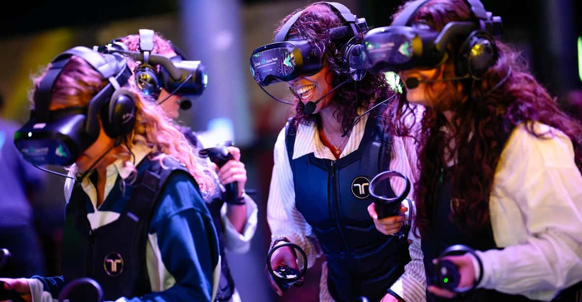 Amsterdam: VR Game Park Free-Roaming Experience - The 36 m² Obstruction-Free Space (and What Untethered Really Means)