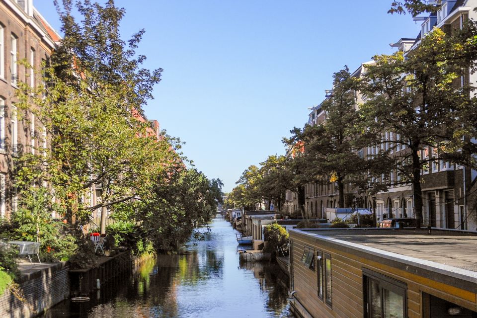 Amsterdam Walking Tour and Canal Cruise - 60 minutes on UNESCO canals from water level
