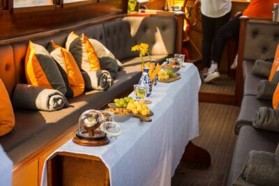 Amsterdam Walking Tour and Cruise with Drinks and Cheese Tasting - Price and value: what $71.97 buys you