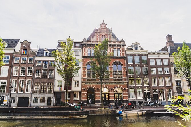 Amsterdam Walking Tour with Cheese Tasting - Zeedijk, Nieuwmarkt & Lastage, and the Jewish Quarter: what to watch for on the way