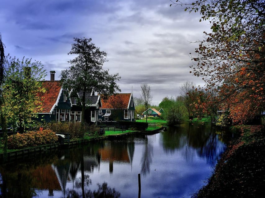 Amsterdam: Windmills E-Bike Tour to Zaanse Schans - The lunch break that doesn’t overpromise