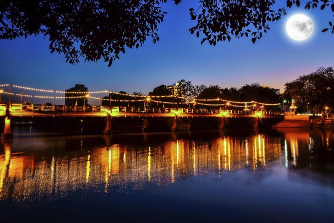 Amsterdam: Wine and Cheese Evening Cruise - Practical tips so your night goes smoothly