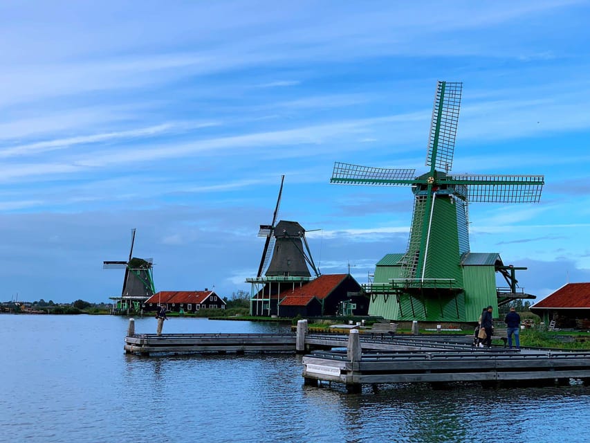 Amsterdam: Zaanse Schans and Giethoorn Day Trip with Cruise - Gouda Factory Stop: Why the Cheese Tasting Feels Like More Than a Snack