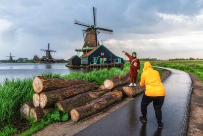 Amsterdam: Zaanse Schans, The Hague & Rotterdam Tour - Meeting at Aloha Bowling: Logistics That Matter on a Long Day