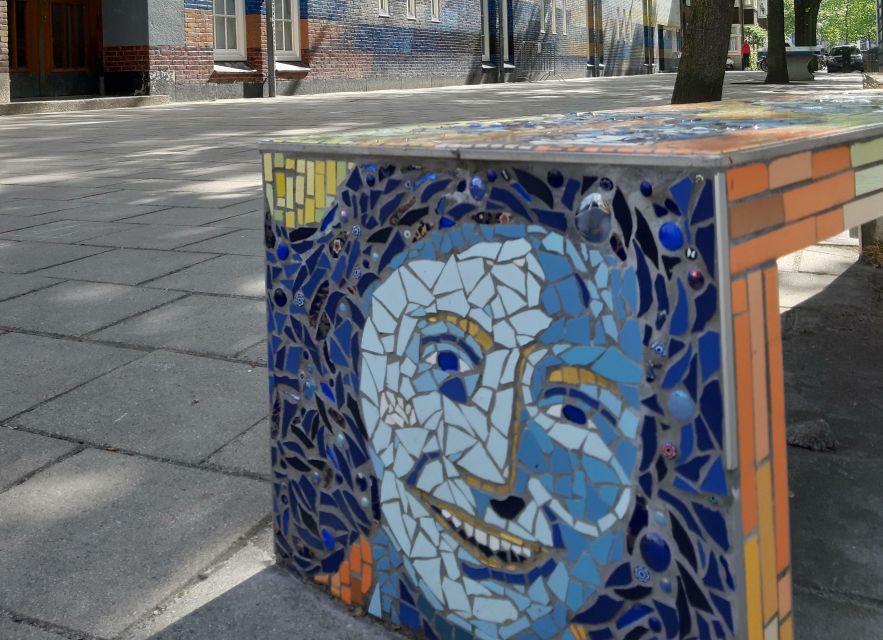 Anne Frank Story & Private 2-Hour Neighborhood Tour - Logistics That Matter: Not Near the Anne Frank House
