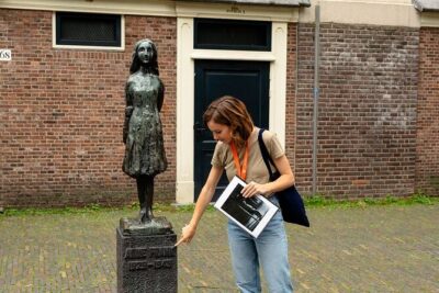Anne Frank Walking Tour in Amsterdam - Two Hours Through Amsterdam’s WWII Story: What the Walk Actually Feels Like