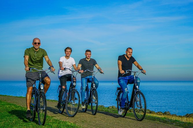 Bike rental Volendam - Explore the Countryside of Amsterdam - Bikes, route help, and staff support that actually helps