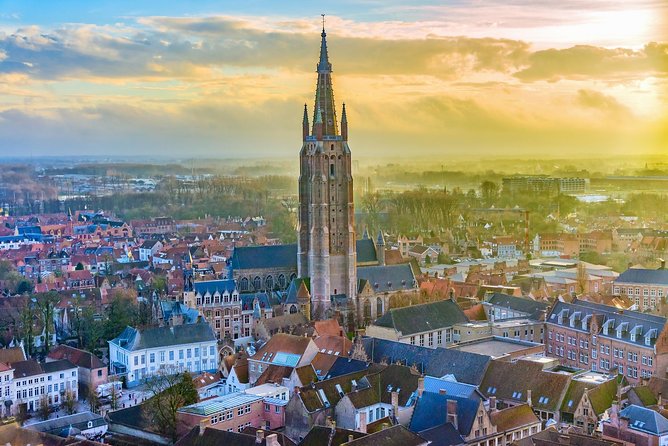 Bruges bus tour from Amsterdam - Gruuthuse, Legends, and the Rosy Quay Photo Line