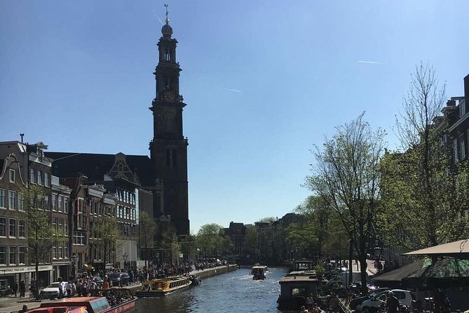CULTURE Cultural city tour - Magna Plaza stop: architecture with a short attention span
