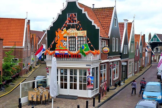 Day Trip from Amsterdam to Zaanse Schans Windmills and Volendam - What to pack and how to pace yourself