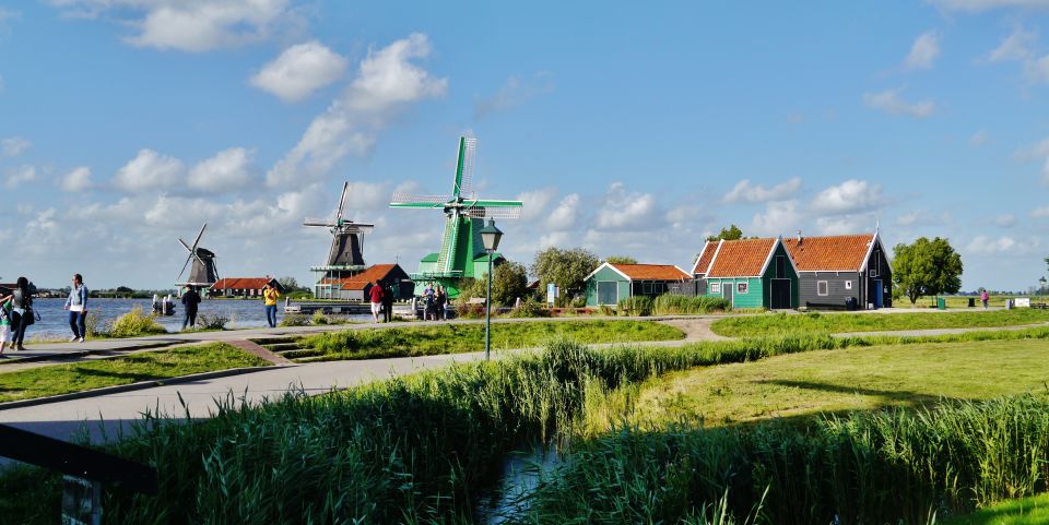 Day Trip to Zaanse Schans, Volendam and Marken - Price and value for a private group up to 4