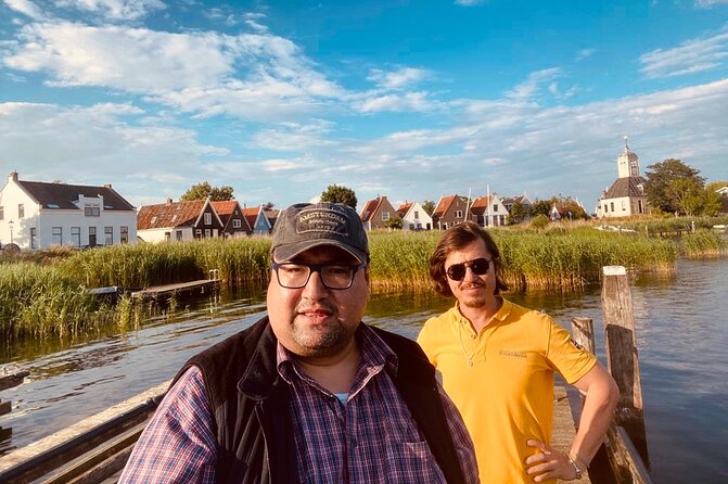 Dreamy Dutch Villages Tour: Giethoorn, Zaanse Schans & More - Catharina Hoeve cheese farm: watch production, then taste a lot