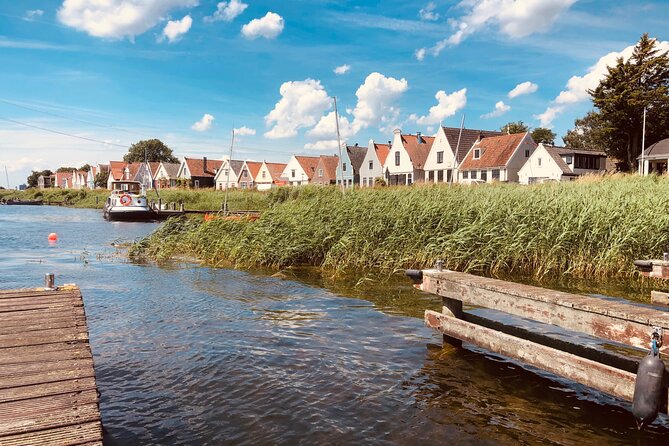 Dreamy Dutch Villages Tour: Giethoorn, Zaanse Schans & More - Free time strategy: how to use it without missing the best bits