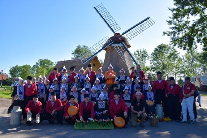 Dutch Experience in Volendam with Traditional Outfits - What you actually get for the price ($11.42): value that isn’t just marketing
