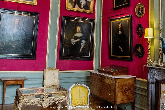 Dutch Golden Age: Private Tour of Amsterdam & Rembrandt's House - Dam Square & Damstraat: The Royal-City Feeling in Half an Hour