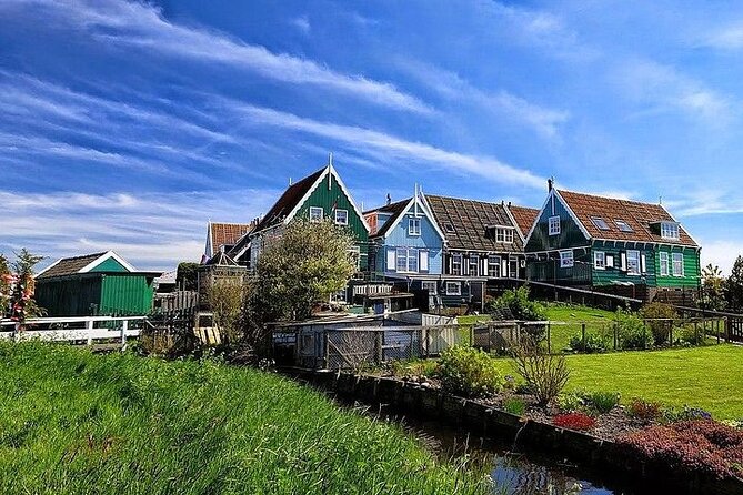 E-Bike PRIVATE tour Countryside of Amsterdam Volendam Marken - From Johan Cruijff Arena to Dutch Villages on an E-Bike