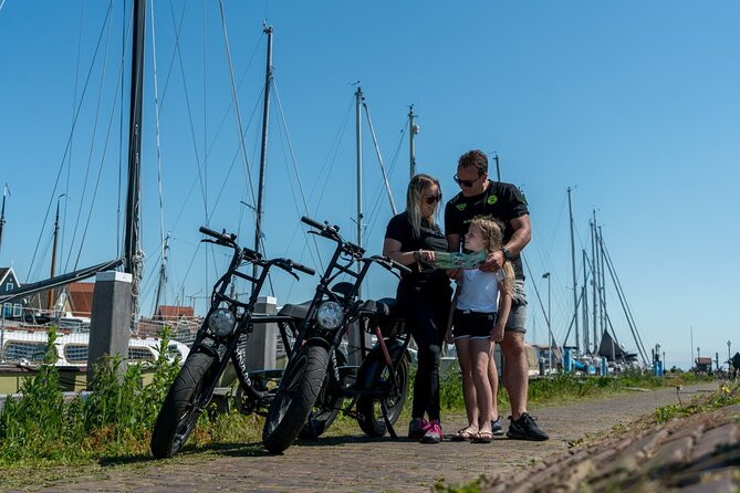 E-fatbike rental Volendam - Countryside of Amsterdam - Starting at Haven 45 in Volendam: quick setup, simple start