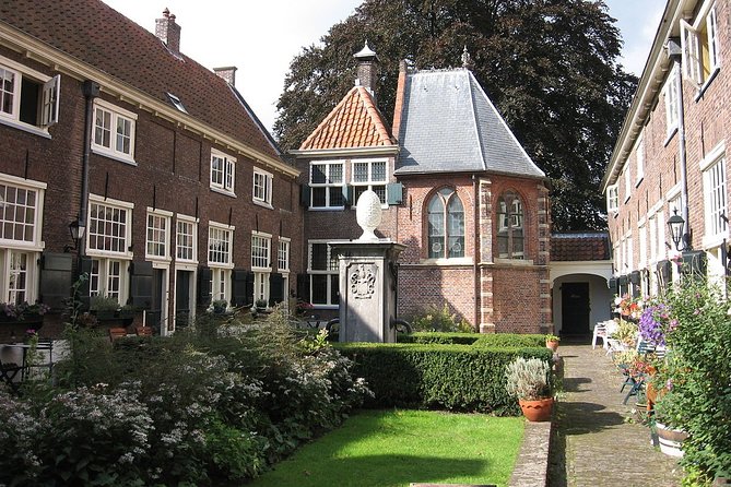 e-Scavenger hunt Haarlem: Explore the city at your own pace - Should you book the e-Scavenger hunt Haarlem?