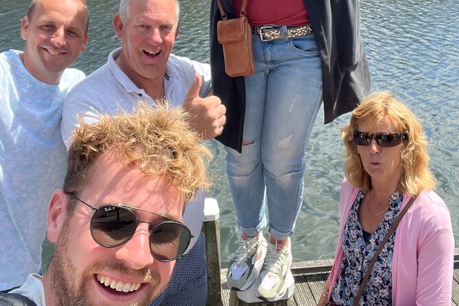 e-Scavenger hunt Volendam: Explore the city at your own pace - Volendam by Phone Game: The Real Appeal