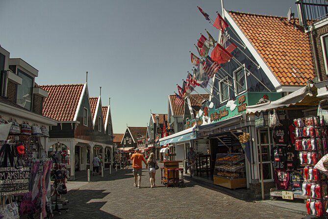 e-Scavenger hunt Volendam: Explore the city at your own pace - Where This Works Best (and Who Should Skip It)