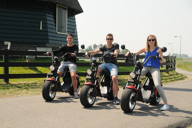 E-scooter rental Volendam - Countryside of Amsterdam - Extending to Marken: The 10 km Dike Connection and the Boat Back