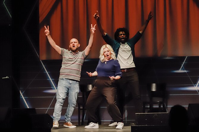 English Comedy Show Amsterdam: Boom Chicago - What Makes the Comedy Work: Audience Input and Running Jokes