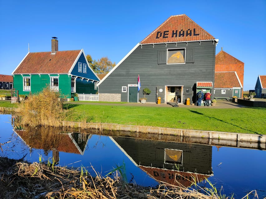Excursion from Amsterdam to the windmills of Zaanse Schans - Why Zaanse Schans feels like a quick time machine
