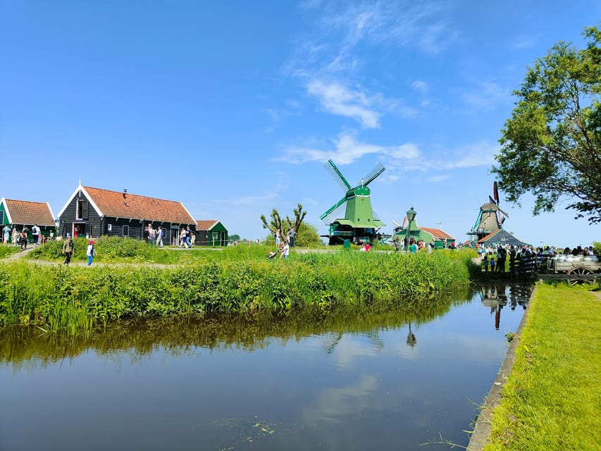 Excursion from Amsterdam to the windmills of Zaanse Schans - The windmills of Zaanse Schans: what to focus on