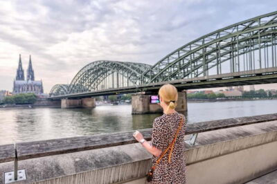From Amsterdam: Cologne & Antwerp Full-Day Tour - Meeting point at Aloha Bowling: start clean, stress low