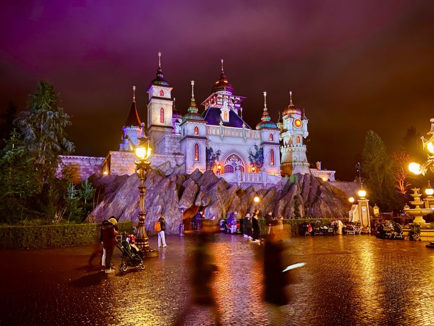 From Amsterdam: Day Trip to Efteling Theme Park with Ticket - Skipping the ticket line lets you start in story mode