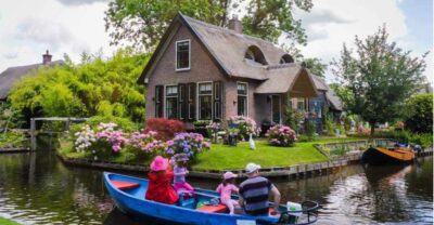 From Amsterdam: Giethoorn Guided Day Trip with Canal Cruise - From Amsterdam to Giethoorn: the day’s rhythm and timing