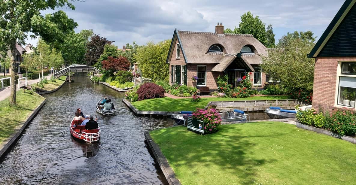 From Amsterdam: Giethoorn Small Group Tour with Boat Ride - From Amsterdam to Giethoorn, the ride that sets the tone