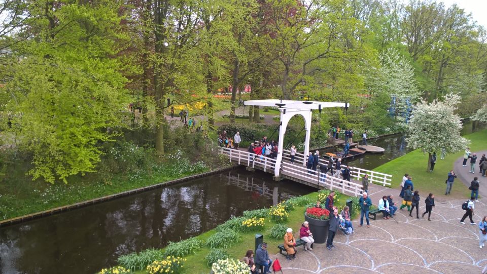 From Amsterdam: Keukenhof and Zaanse Schans Small Group Tour - Who should book this tour (and who should skip)