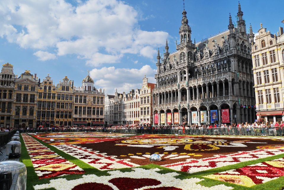 From Amsterdam: Private Sightseeing Tour to Brussels - Grote Markt and the Royal Palace area: classic Brussels walking time