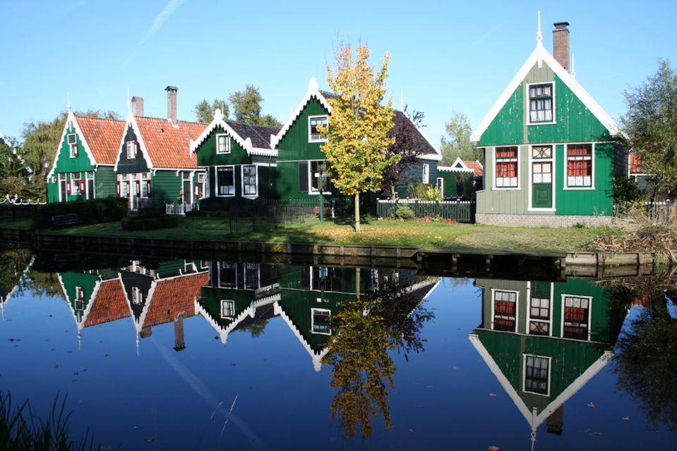 From Amsterdam: Windmills of Zaanse Schans Tour - Cheese factory stop: sampling Dutch gouda-style flavors with context
