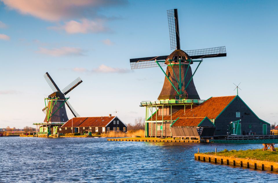 From Amsterdam: Windmills of Zaanse Schans Tour - Time, pace, and what the schedule is really like