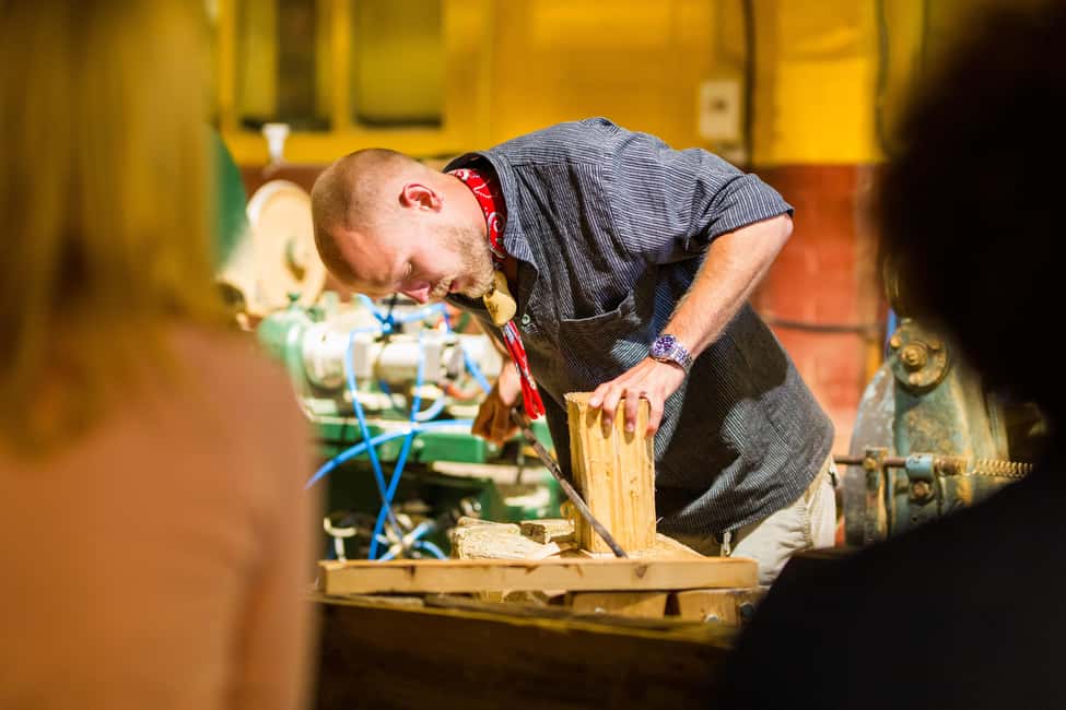 From Amsterdam: Zaanse Schans, Volendam, and Marken Day Trip - Wooden shoe factory and why clogs belong in this story
