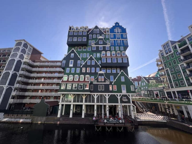 From Amsterdam: Zaanse Schans Windmills & More - E-Bike Tour - How hard is the ride? E-bikes make it manageable for most people
