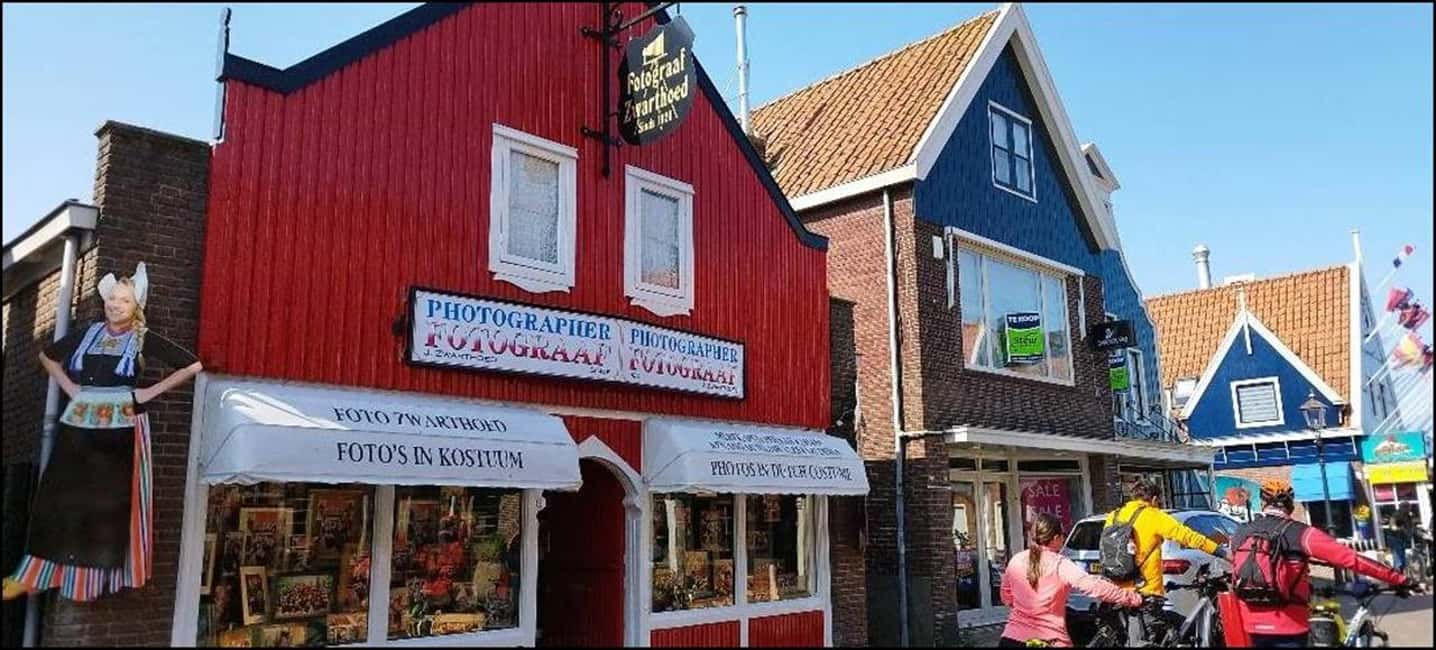 Full-day excursion to Edam, Volendam, and Marken - Edam, Volendam, and Marken: why these three fit together