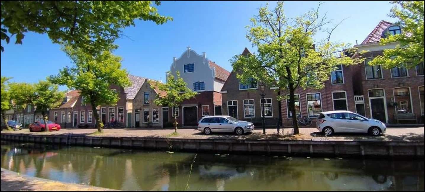 Full-day excursion to Edam, Volendam, and Marken - Edam’s canals and cheese museum: the part where it all clicks