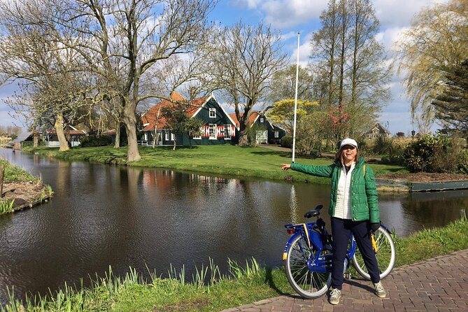 Full-Day Private Guided Countryside Tour from Amsterdam by Bike - Broek in Waterland Dairy Farms: Homemade Ice-Cream and Fresh Milk