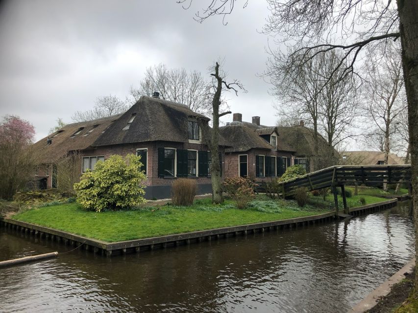 Giethoorm & Exploring the North of The Netherlands Tour - Hasselt, Little Amsterdam: cobblestones and Hanseatic leftovers