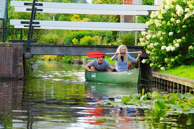 Guided Canoe Adventure with Picnic Lunch in Waterland from Amsterdam - The halfway picnic on an island: the best pause of the day